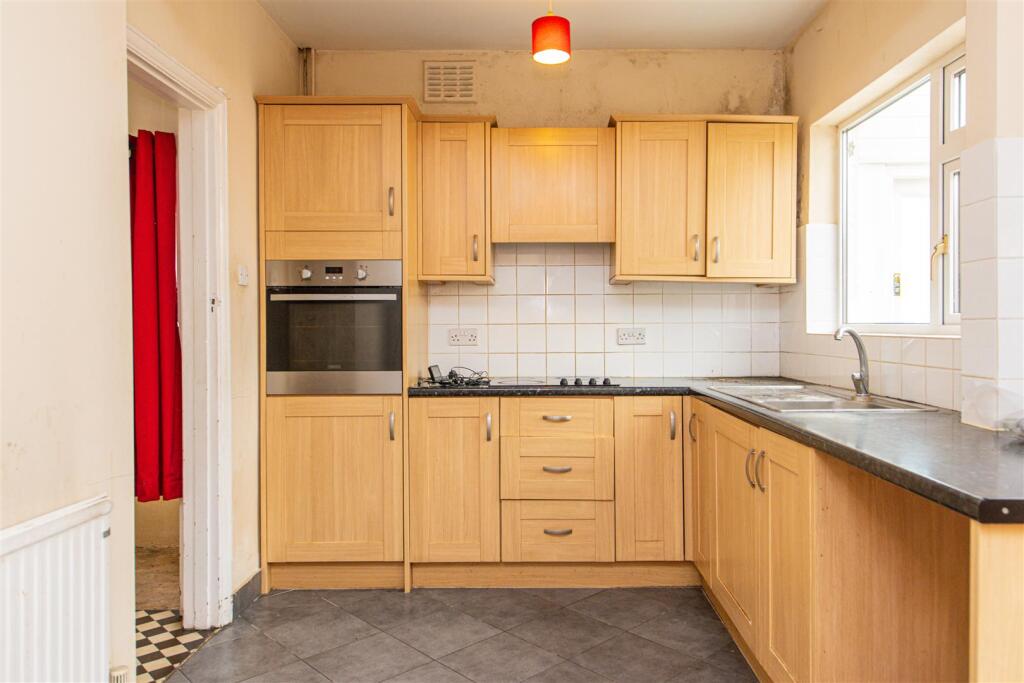 Trafalgar Road, Kettering photo 4