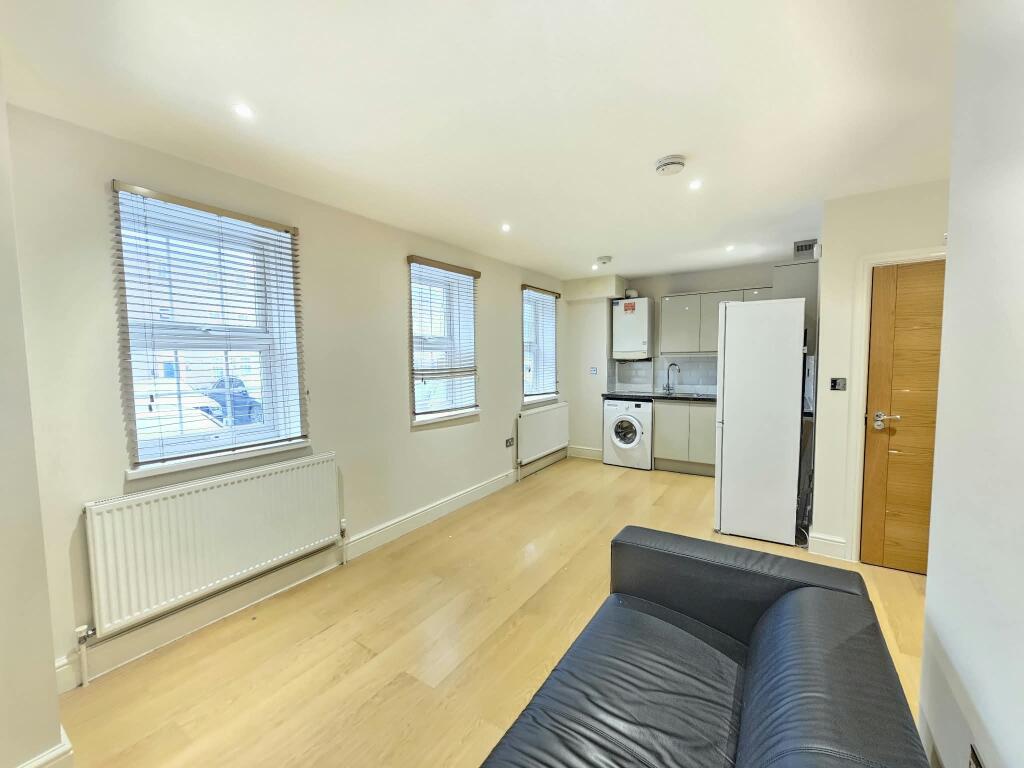Main image of property: Town Quay Wharf, Abbey Road, Barking, Barking And Dagenham
