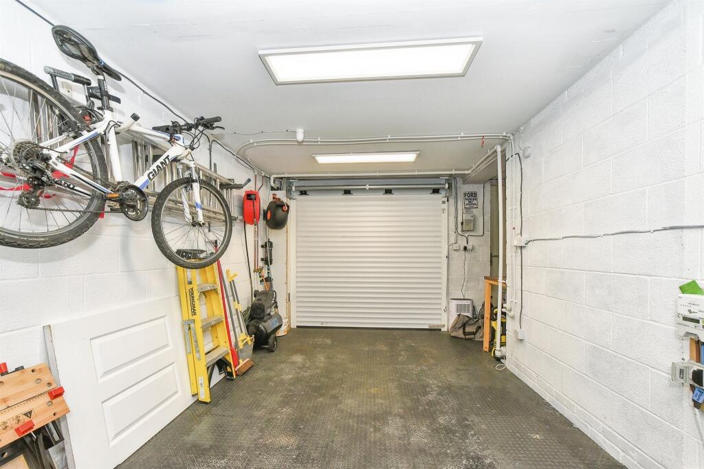 Apartment in Test Valley, Andover - View 5