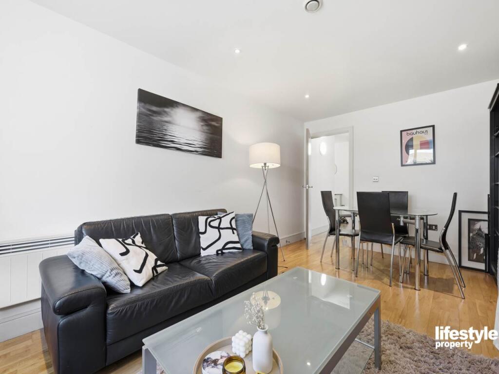 Main image of property: 86 Cheshire Street, London, 