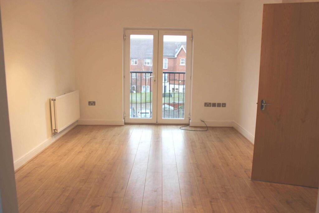 West Lodge, Allenby Road, SE28 0BG photo 4