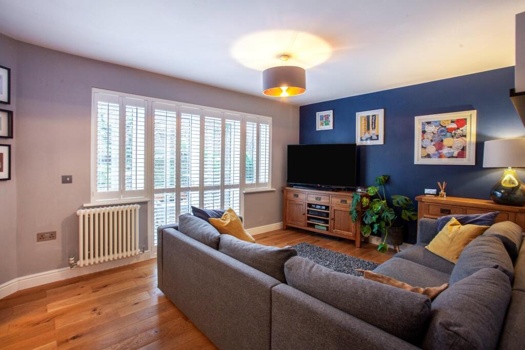 Ironstone Crescent, Chapeltown, Sheffield photo 3