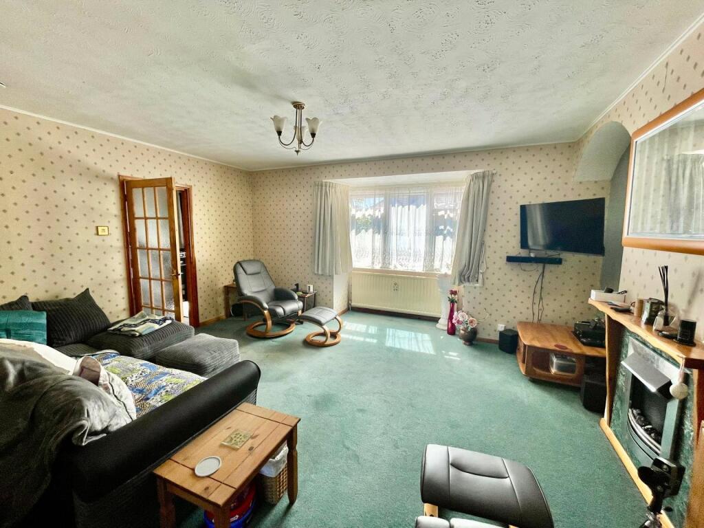 House in Sidcup, Blackfen - View 6