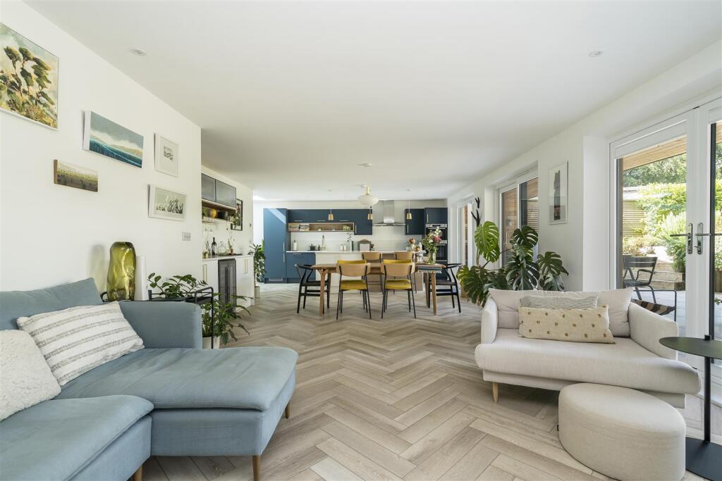 House in Truro - View 3