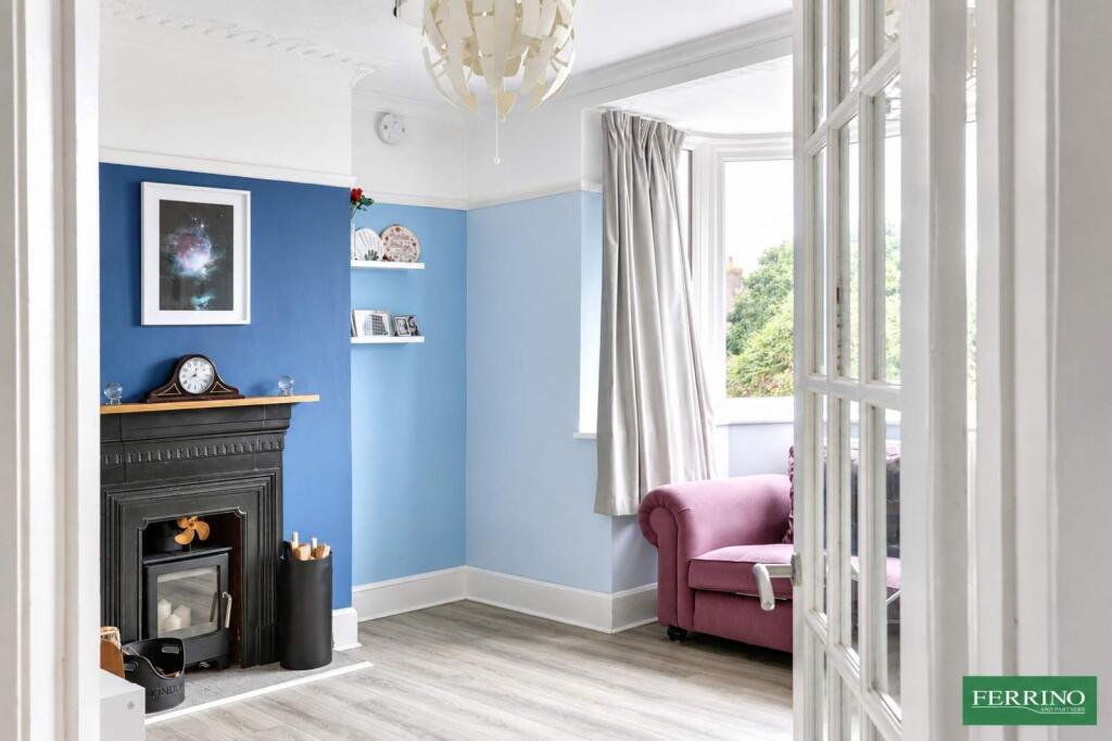 House in Forest of Dean, Lydney - More