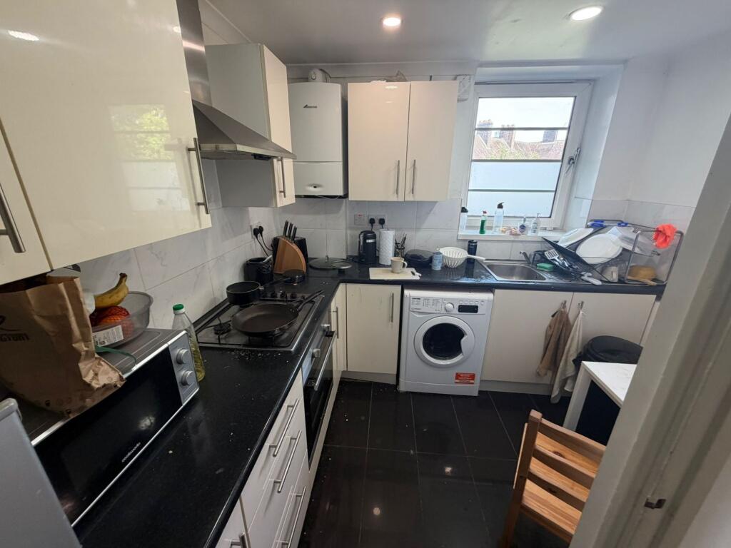 Apartment in London - View 4