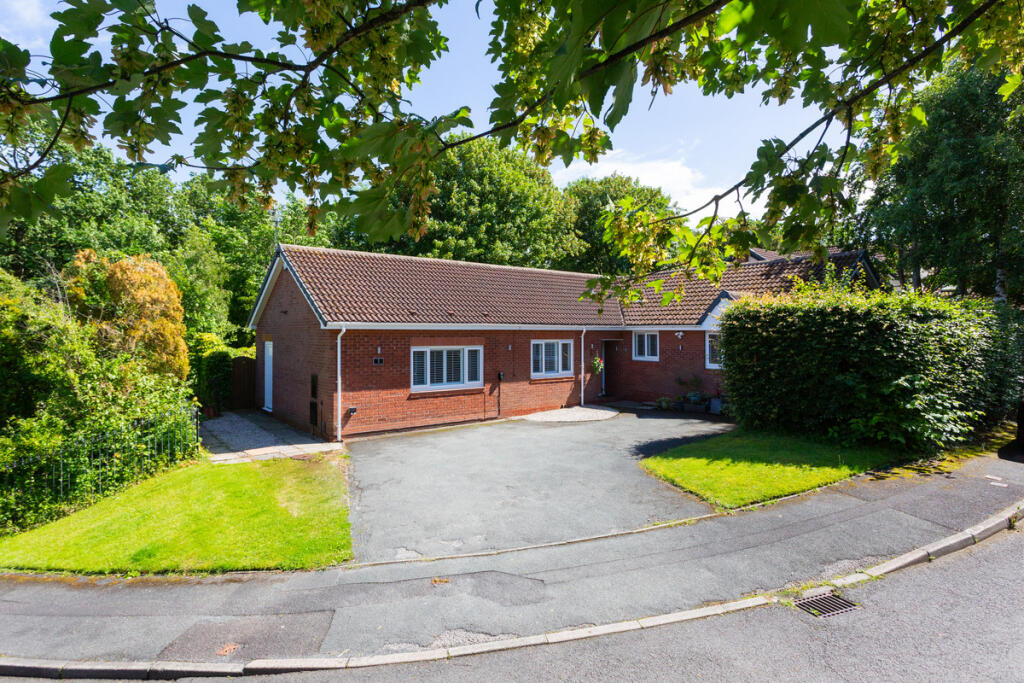 Main image of property: Gregson Way, Fulwood, PR2