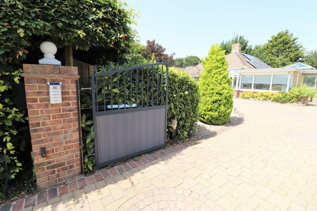 Michel Grove, East Preston photo 5