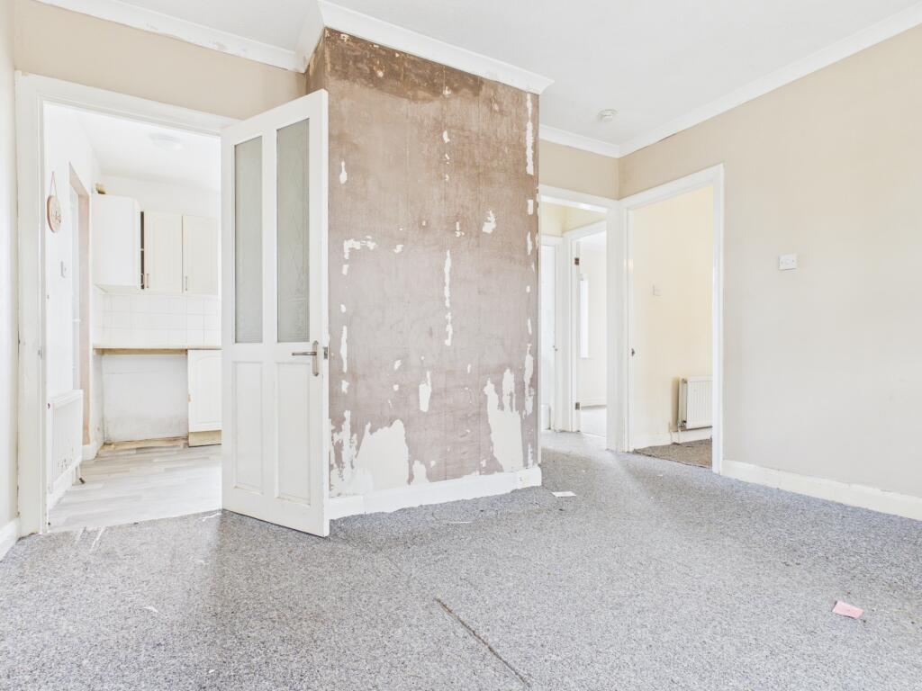 Hailsham Avenue, Saltdean, Brighton, Brighton & Hove photo 3
