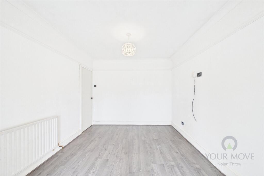 House in Northampton - View 5