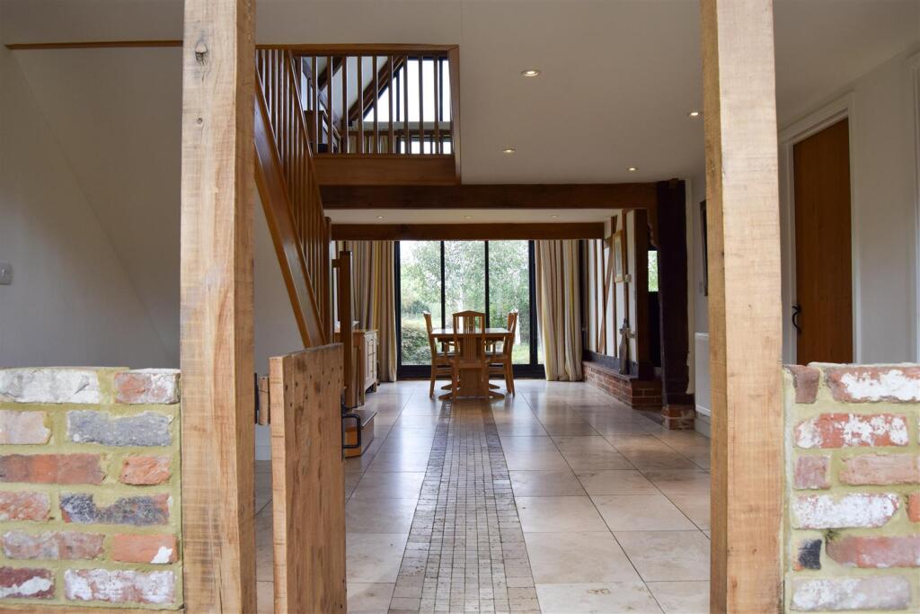 House in Ipswich - View 4