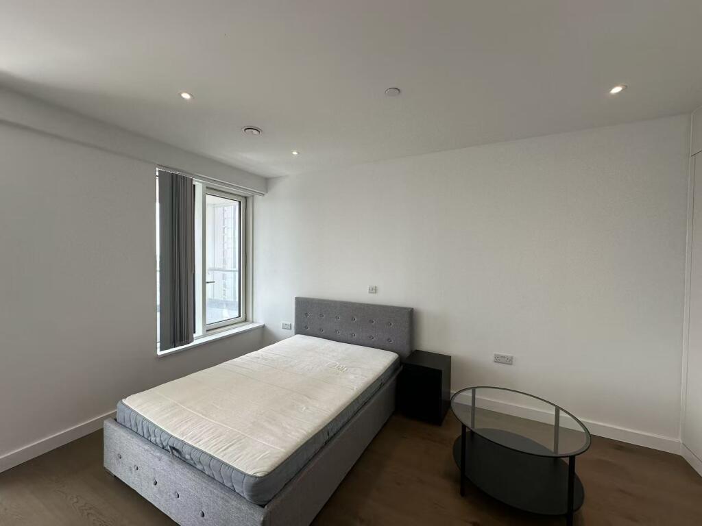 Hurlock Heights, Deacon Street, Southwark, London