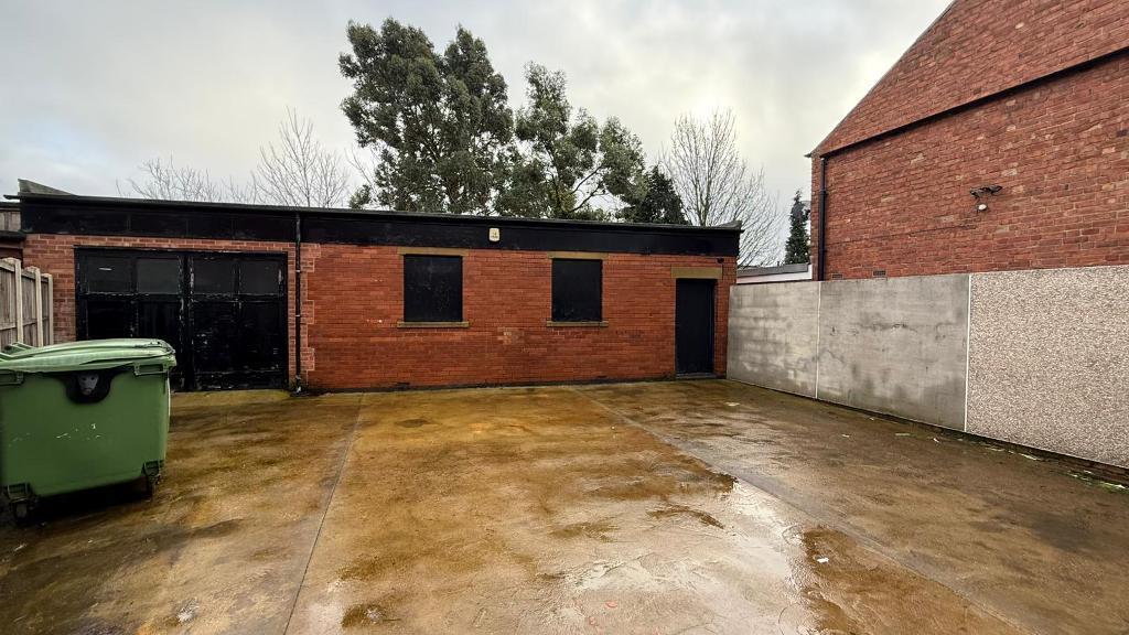 Main image of property: Hall Street, Mansfield, NG18 3AN