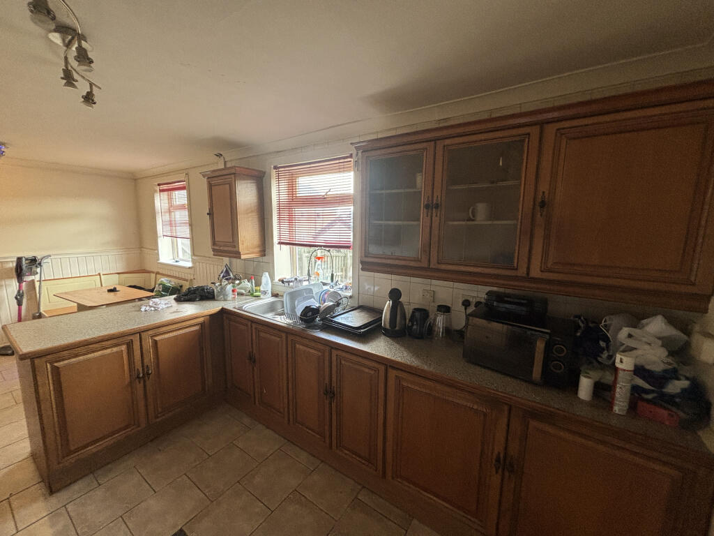 House in Motherwell, North Lanarkshire - View 5