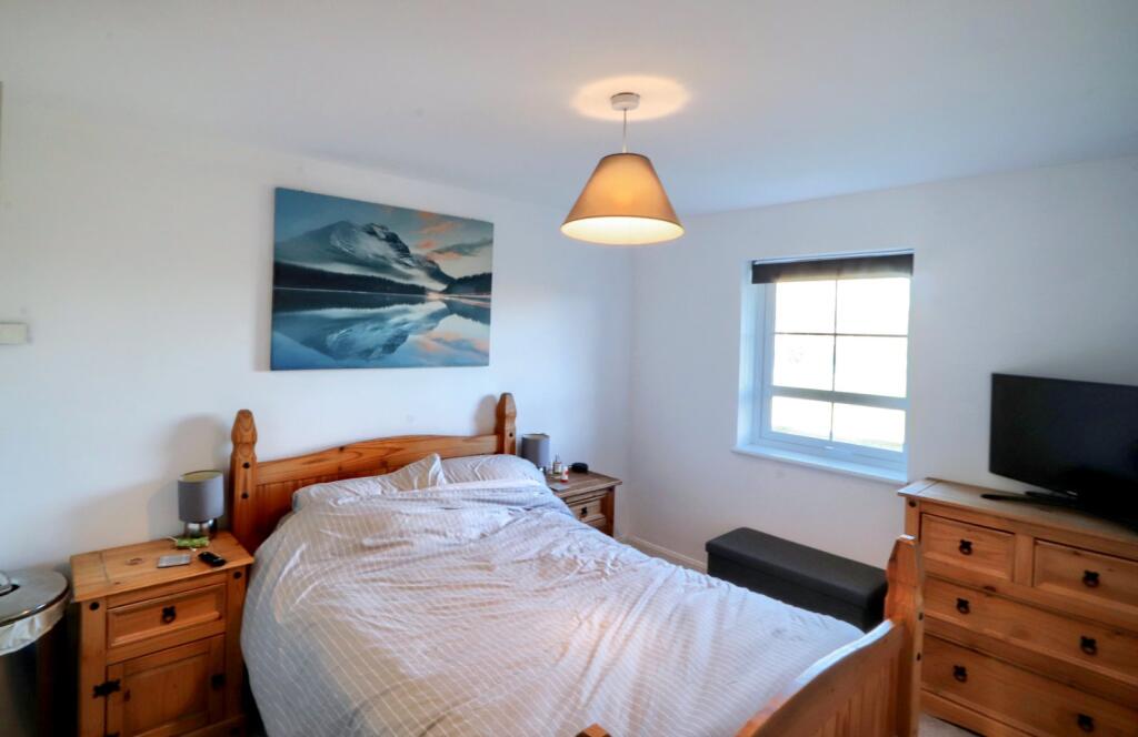 House in Stockton-on-Tees, Portrack - More
