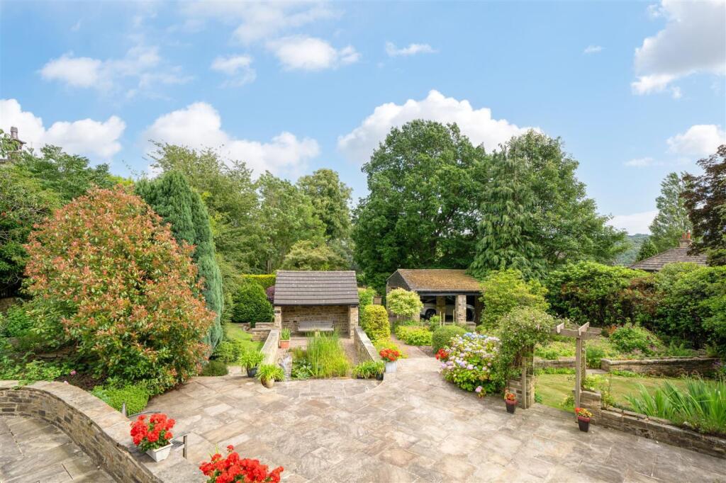 Additional image 22 of Acacia Park Drive, Apperley Bridge, West Yorkshire, BD10