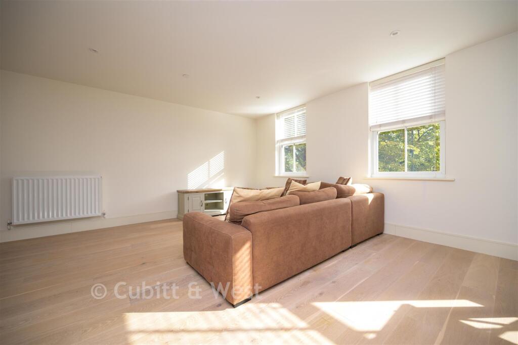 Apartment in Reigate and Banstead, Earlswood - View 4