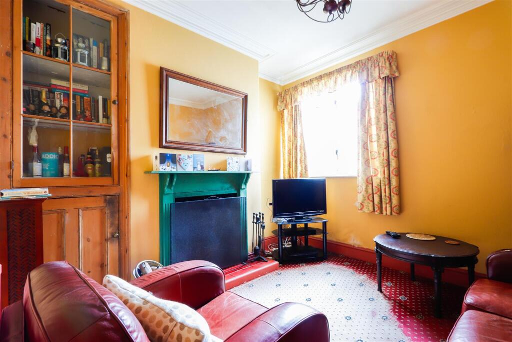 House in Cardiff - View 3