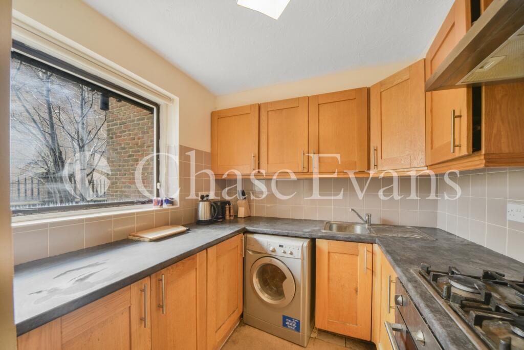 Apartment in London - More