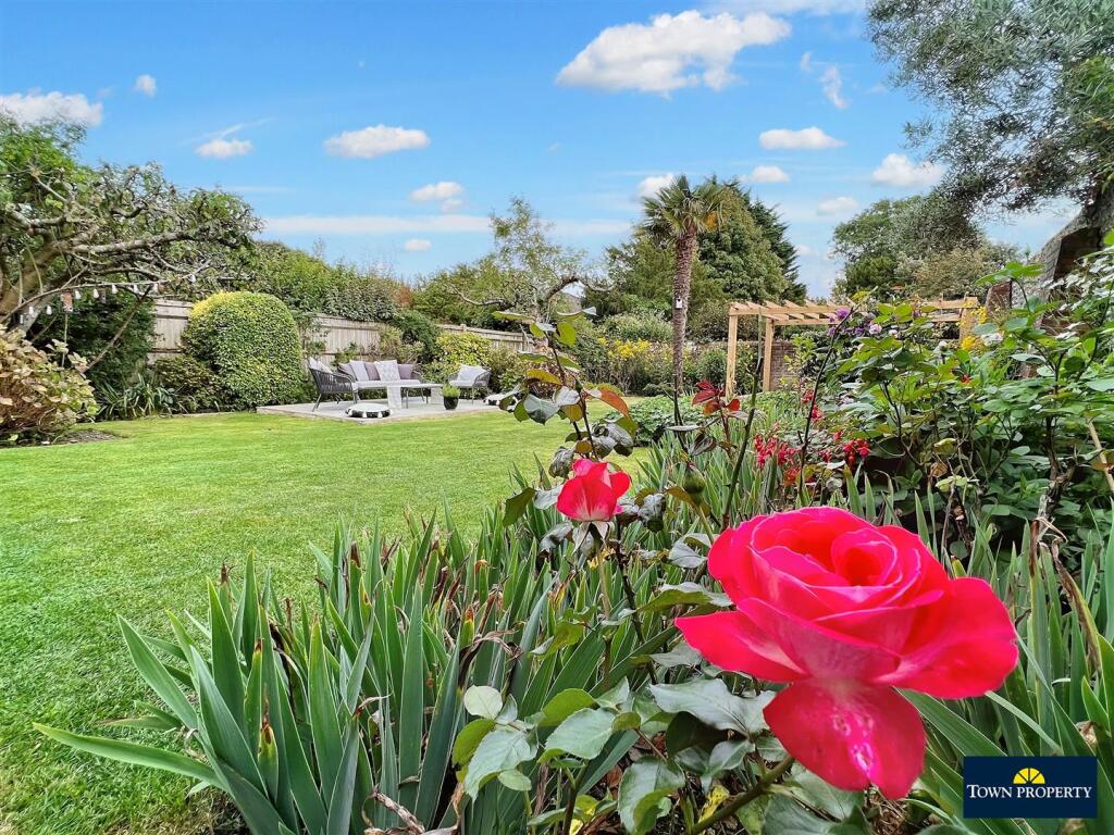 House in Wealden, Willingdon and Jevington - View 3