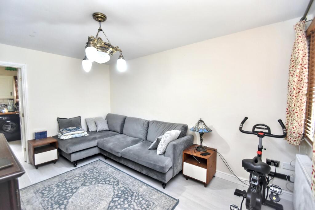House in Peterborough - View 3