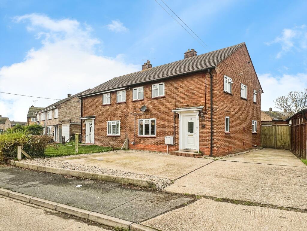 Main image of property: Walnut Tree Way, Tiptree, CO5