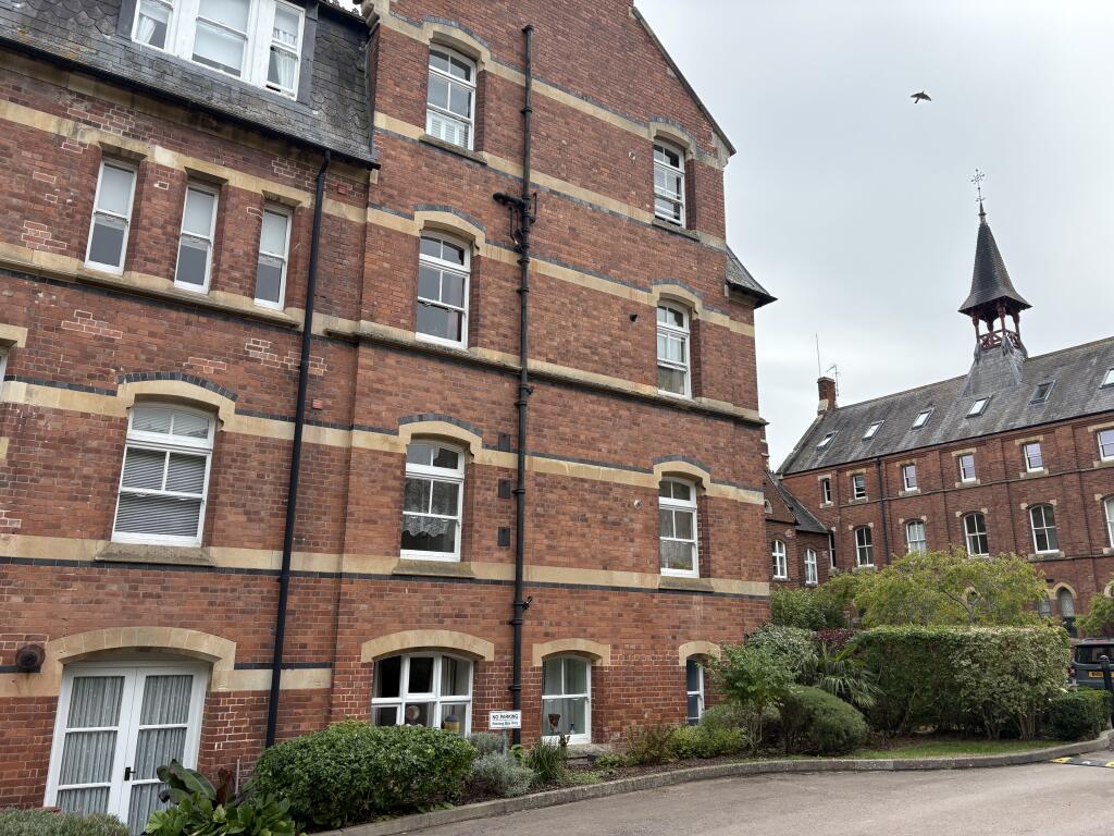 Apartment in Hereford - View 3