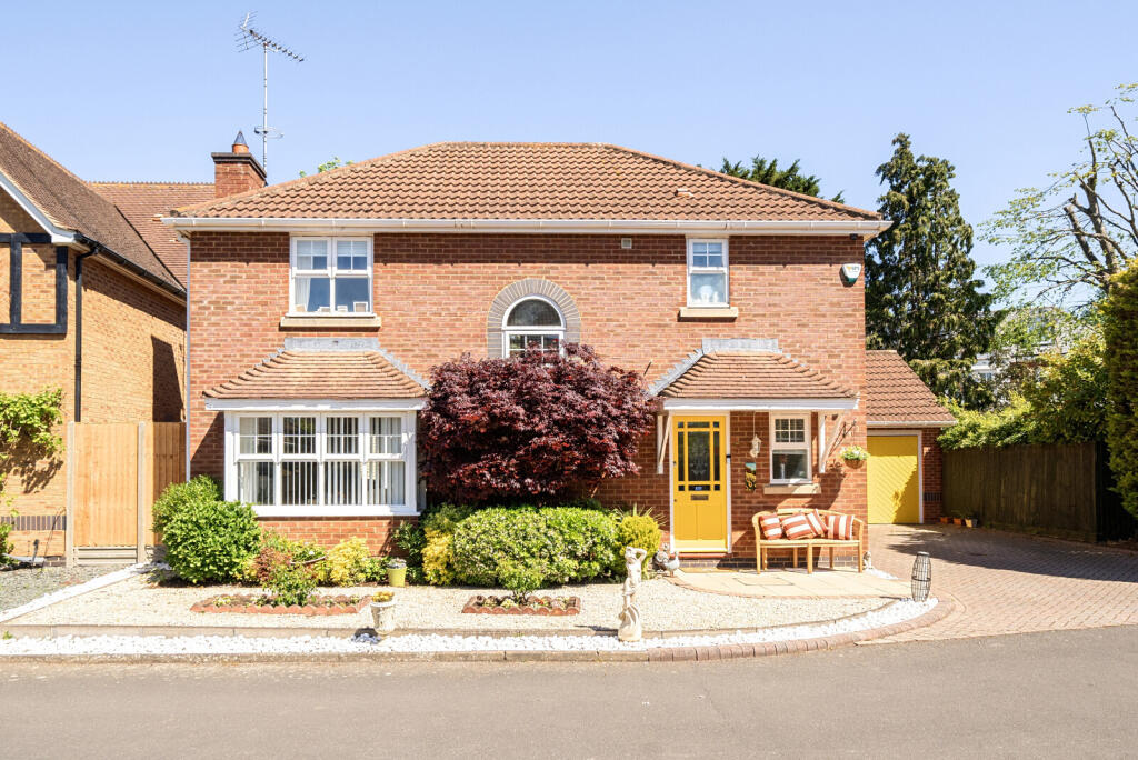 Main image of property: St. Andrews Gardens, Cobham, KT11