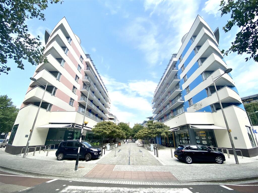 Main image of property: Harbourside, Balmoral House, BS1 5LN