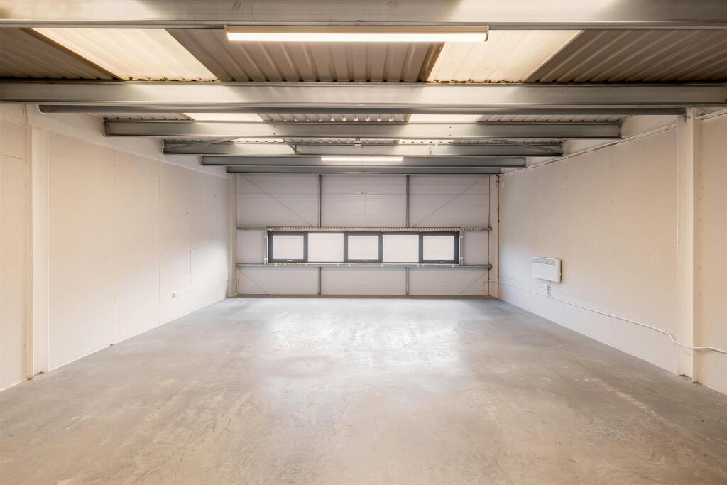 BroughtonInternal10.jpg