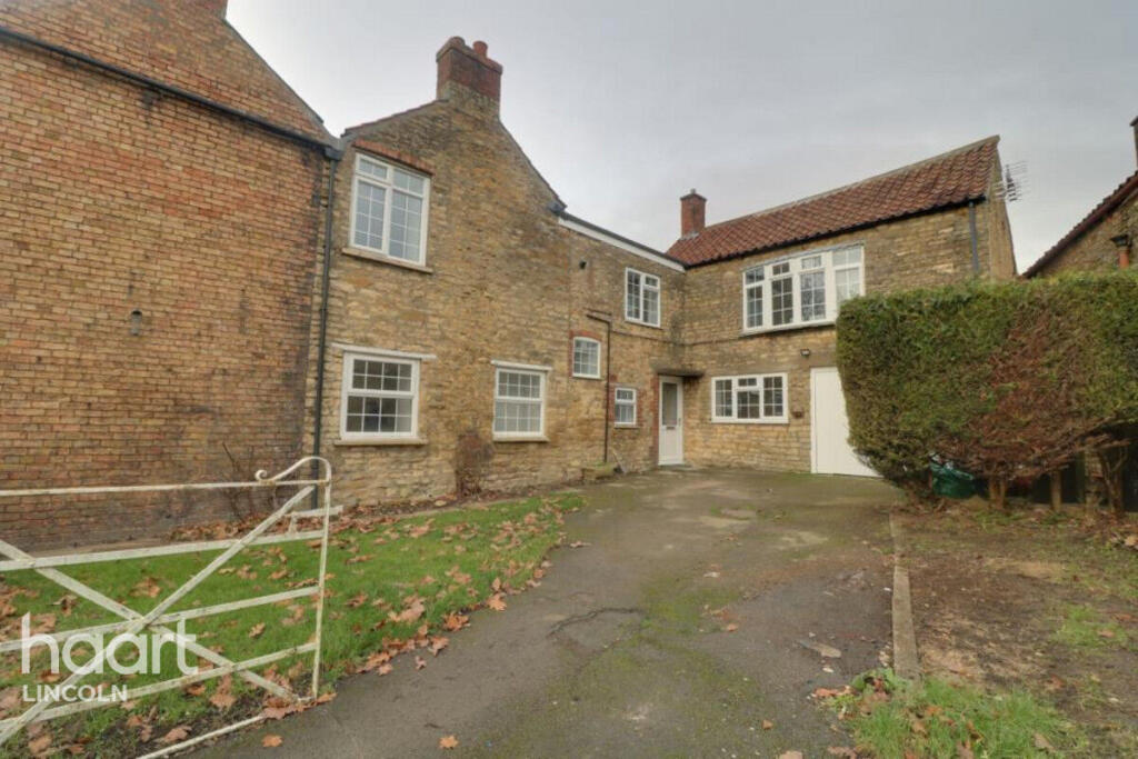 Main image of property: The Green, Lincoln