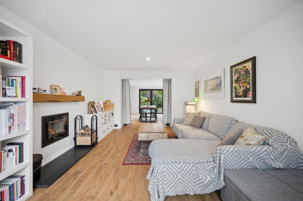 House in Wilmslow, Pownall Park - More