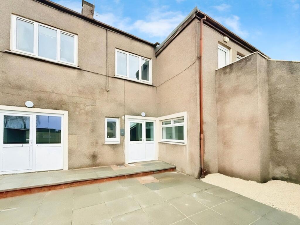 Main image of property: High Street, Methil, KY8