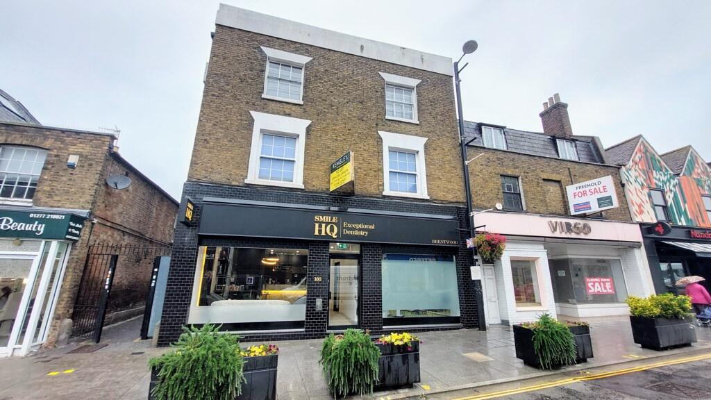 Main image of property: 105, High Street, Brentwood, Essex, CM14