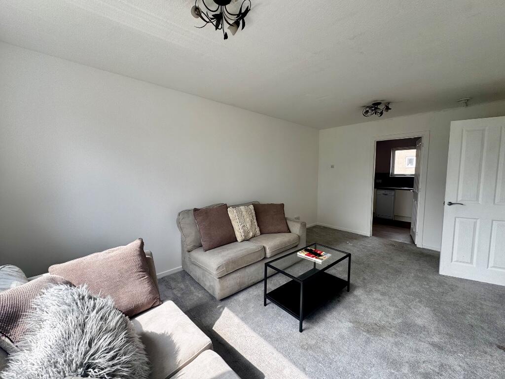 Apartment in Aberdeen, Heathryfold, Northfield - More