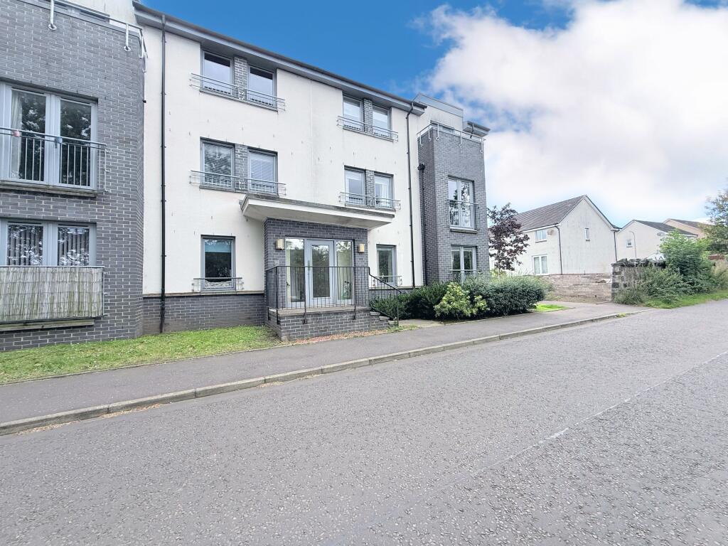 Main image of property: Flat 4, 20, Crookston Court, Larbert, Falkirk, FK5 4XF