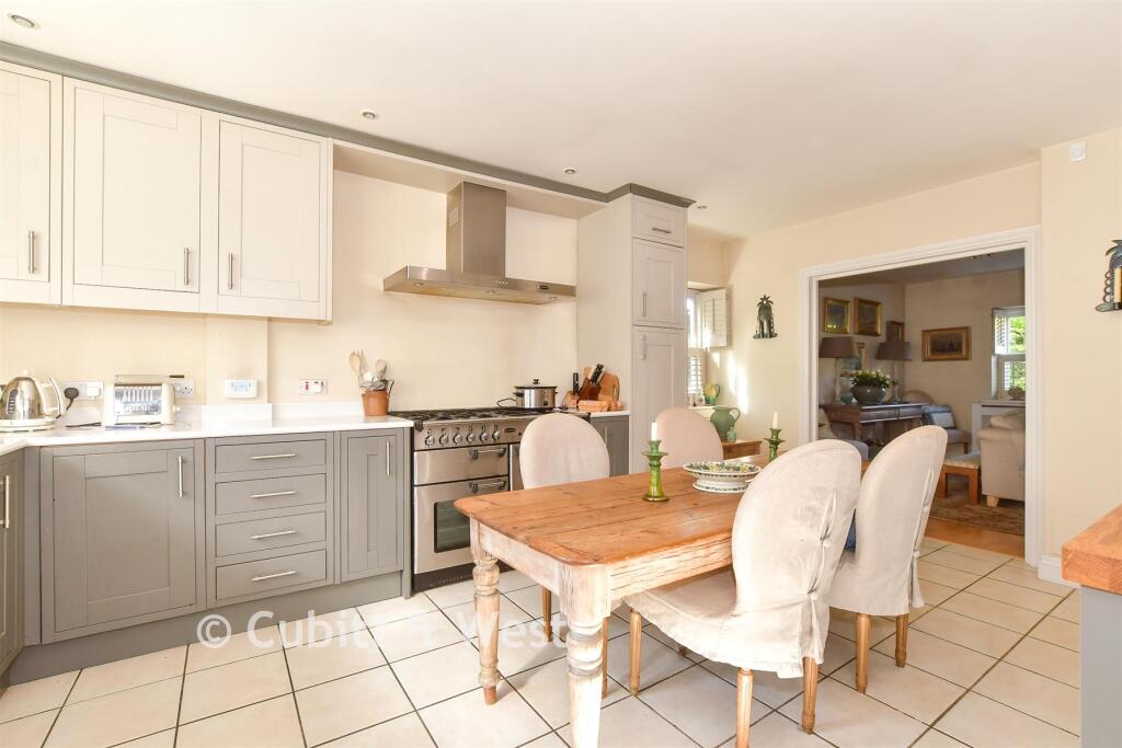 House in Brighton - View 4