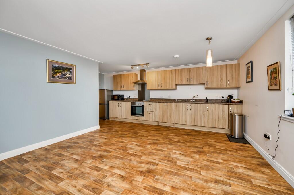 Flat 2, The Old Post Office, Main Street, Golspie, Sutherland, KW10 6RA photo 4