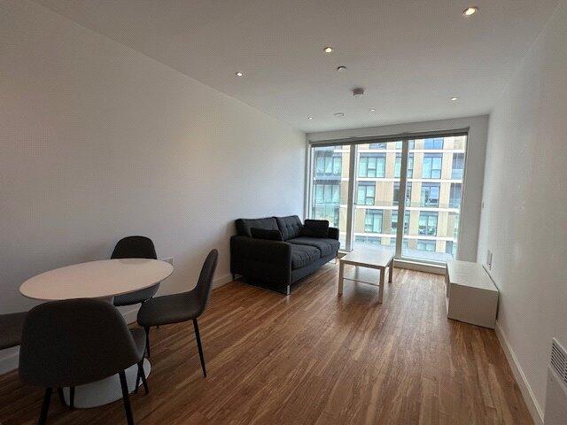 Main image of property: Chatham Waters, South House, Gillingham Gate Road, Gillingham, ME4