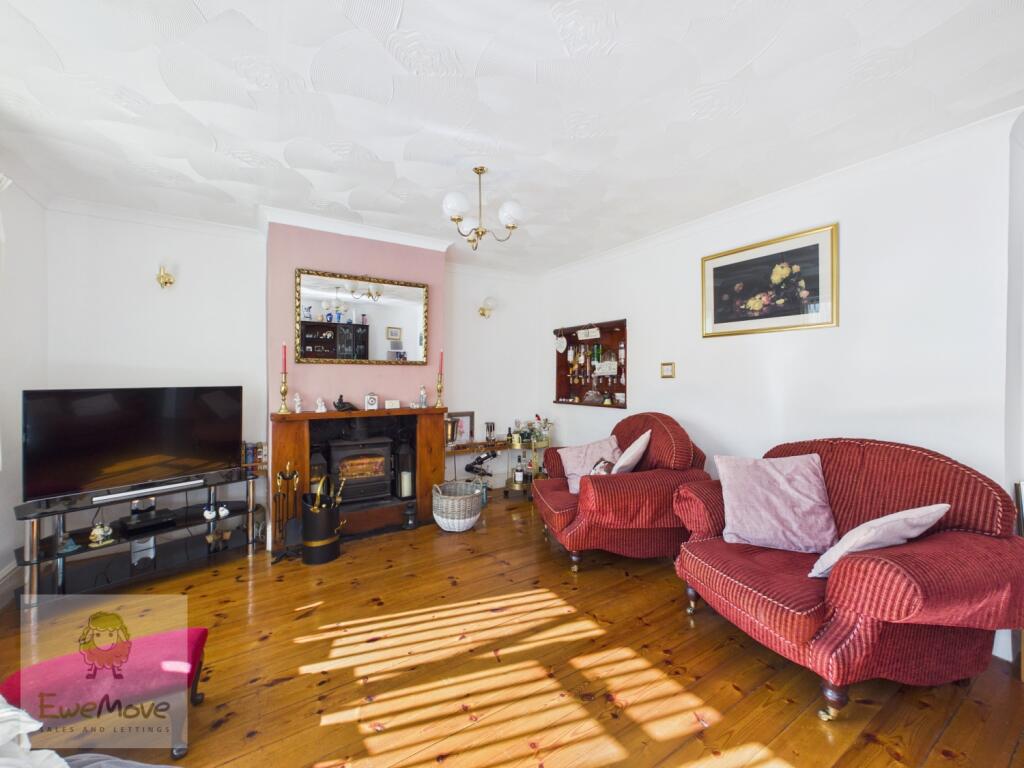 House in Rochester - View 5