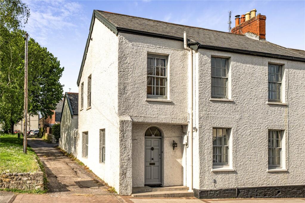 4-bed terraced on High Street, Chard, Somerset, TA20, £375,000