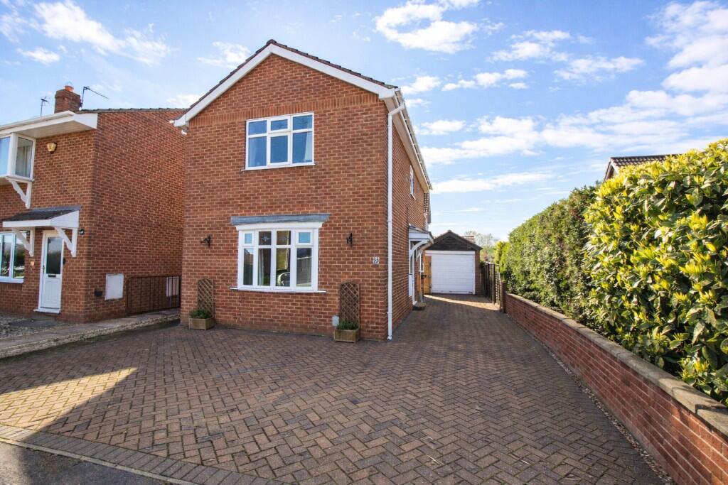 Main image of property: Acklam Road, HU12