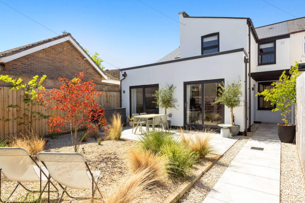 Main image of property: Little Herberts Road, Charlton Kings, Cheltenham, GL53 8LL