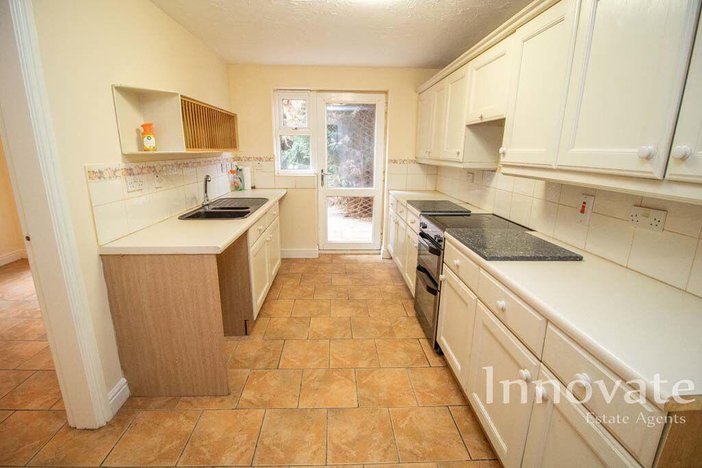 House in Sandwell, West Midlands - View 4
