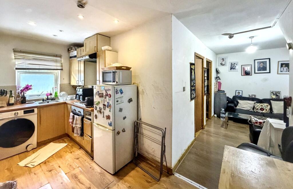 Apartment in London - View 4