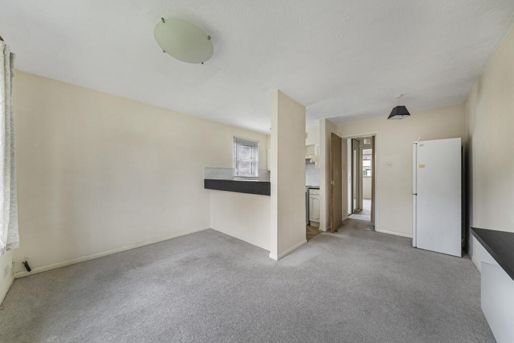 Main image of property: Kenwyn Road, Dartford, DA1 2TH