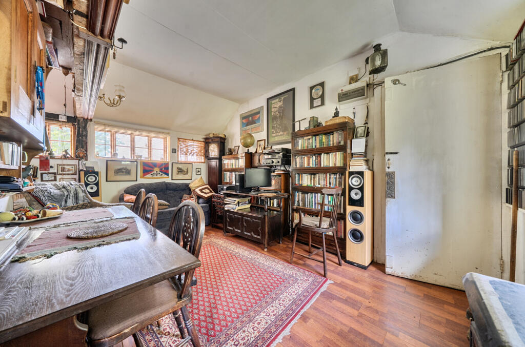 House in Leominster, Newtown - View 5