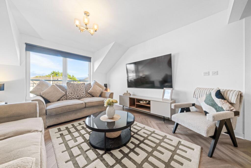 Apartment in Carmyle Avenue, Glasgow City - View 5