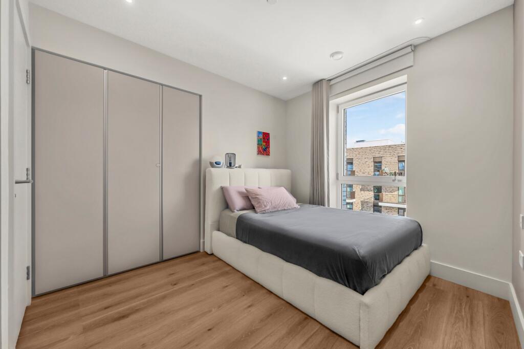 Apartment in London - More