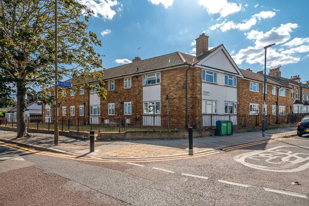 Main image of property: Swingate Lane, London, SE18
